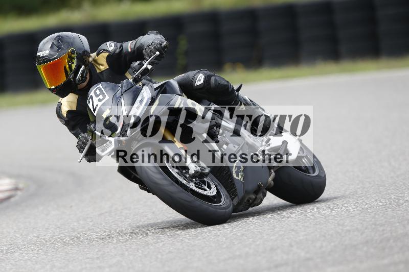 /37 28.07.2025 Dunlop Ride und Test Day ADR/Trackday Erfahren gelb Trackday schnell  rot/29